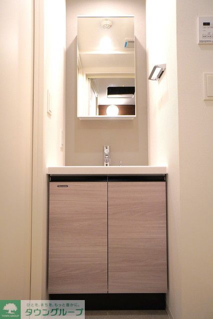 洗面設備　※写真は同タイプ住戸です。