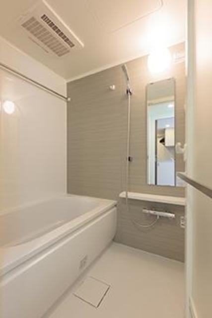 バス・シャワールーム　※写真は同タイプ住戸です。