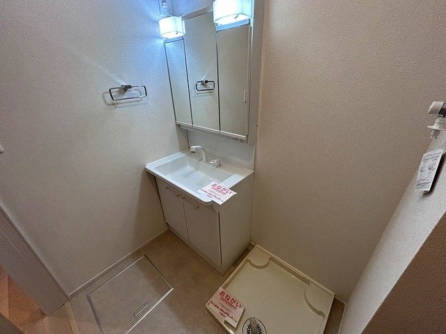 洗面設備　忙しい朝には欠かせない洗面所です