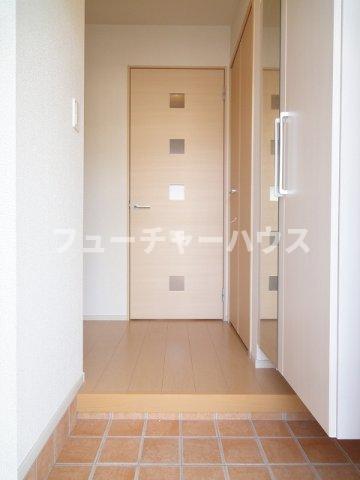 玄関　明るい玄関です