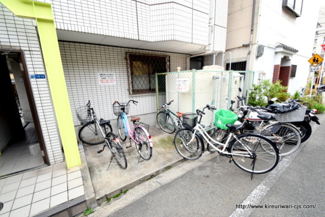 駐車場　駐輪場