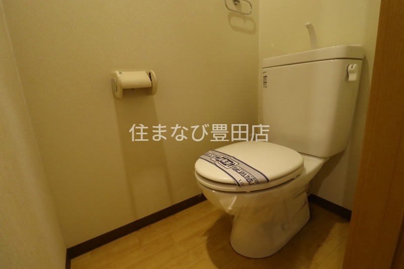 トイレ　同型タイプ