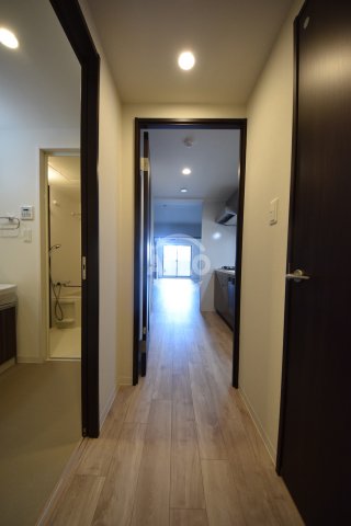 玄関　ラクラス堺筋本町　玄関廊下