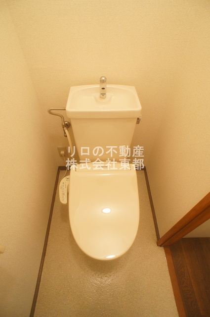 トイレ　人気の洗浄便座付です！清潔感を保てます♪
