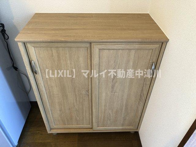 玄関　シューズボックス