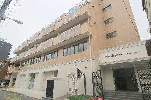 建物外観　プール・トゥジュール梅田ウエストII