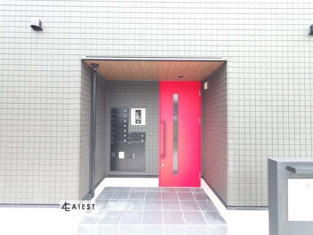 エントランス　※同一仕様写真