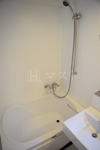 バス・シャワールーム　別部屋参考写真