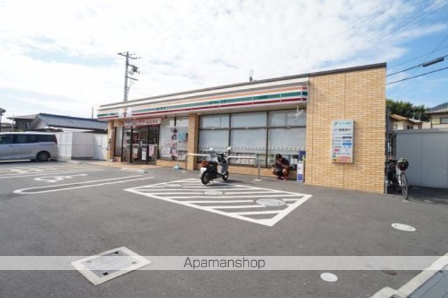 コンビニ　セブンイレブン　生駒有里町店（コンビニ）まで200m