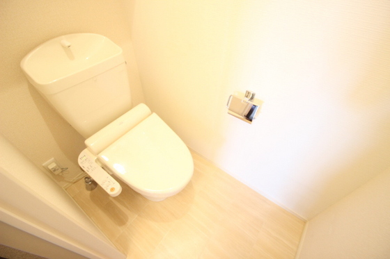 トイレ　※別部屋の写真です