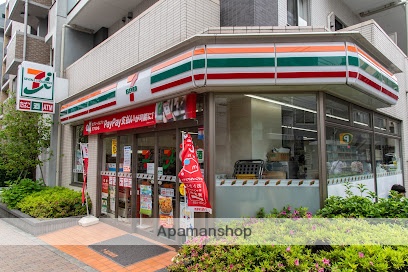 コンビニ　セブン-イレブン 文京湯島２丁目店（コンビニ）まで394m