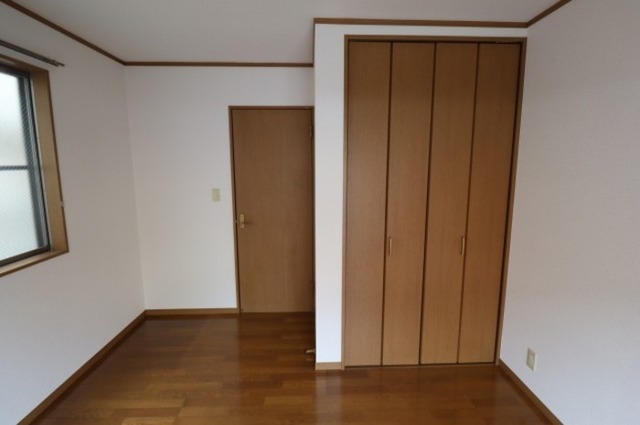その他部屋・スペース　洋室６帖？