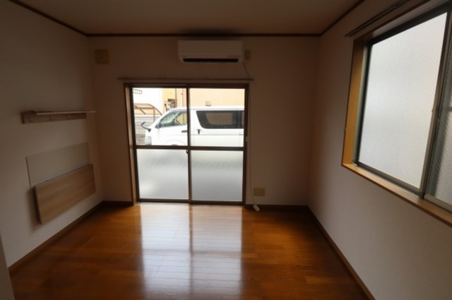 その他部屋・スペース　洋室６帖？