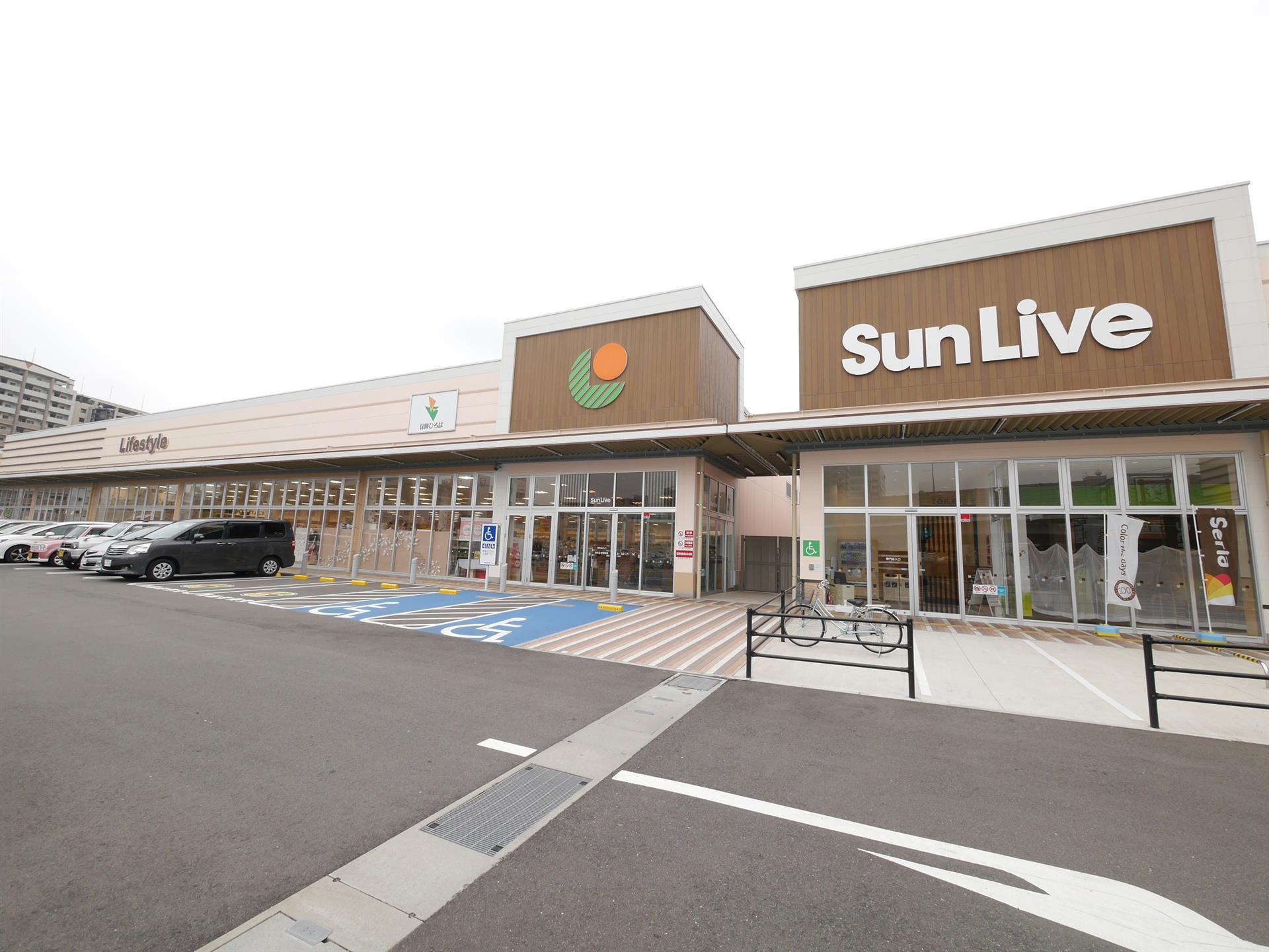 スーパー　サンリブ西小倉店（スーパー）まで630m