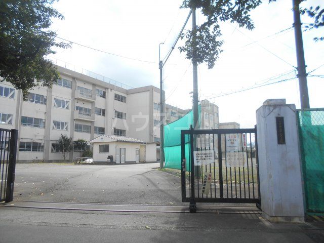 中学校　八王子市立四谷中学校（中学校）まで484m