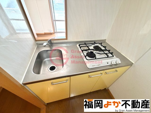 キッチン　【福岡よか不動産】キッチンでお料理をお楽しみください
