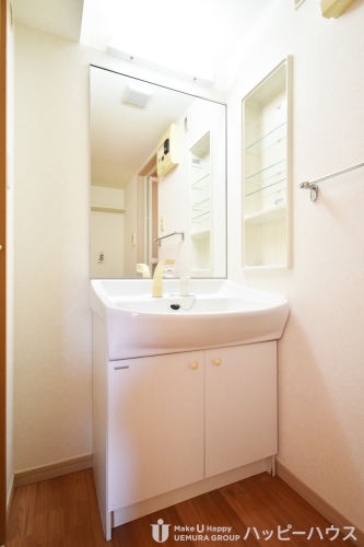 洗面設備　退去前の部屋の為、他の部屋の写真です。現状を優先とさせて頂き