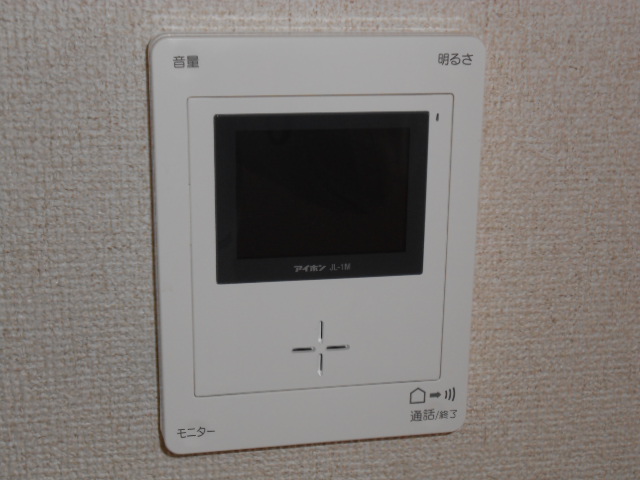セキュリティ　カラーＴＶモニター付インターホン完備