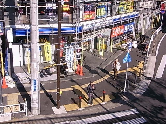 コンビニ　ローソン（コンビニ）まで800m