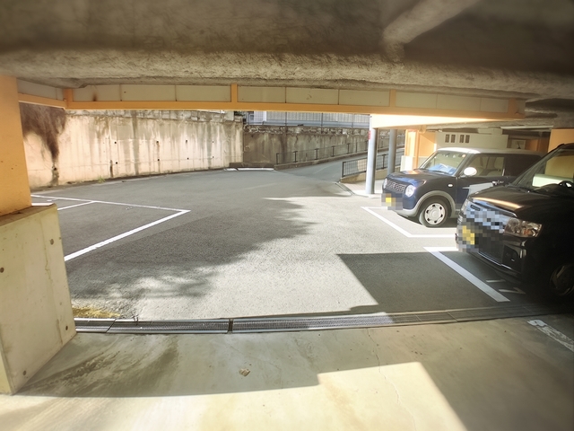 その他　敷地内駐車場（その他）まで5m