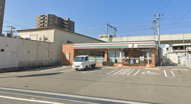 コンビニ　セブンイレブン泉大津市役所前店（コンビニ）まで1079m