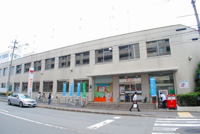 郵便局　右京郵便局（郵便局）まで420m