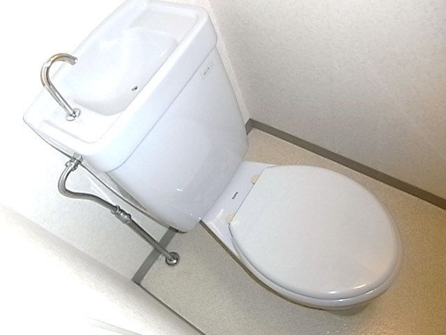トイレ　清潔感あるトイレ