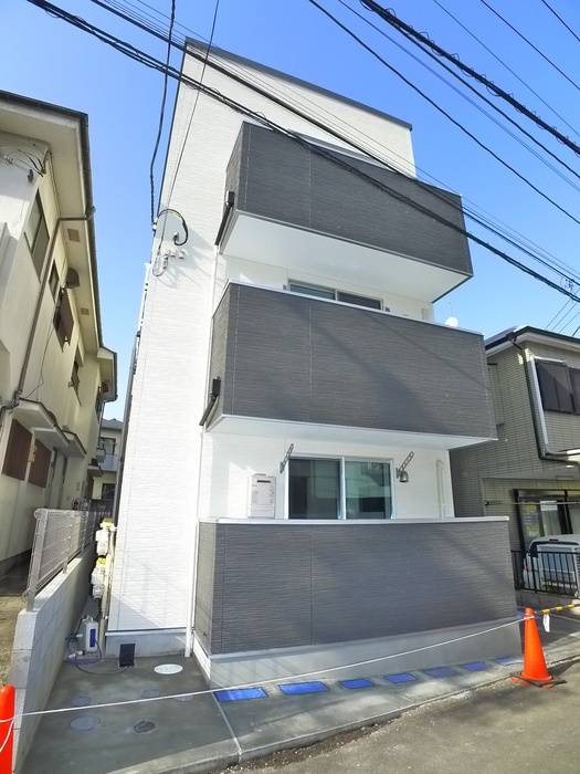 建物外観　建築中