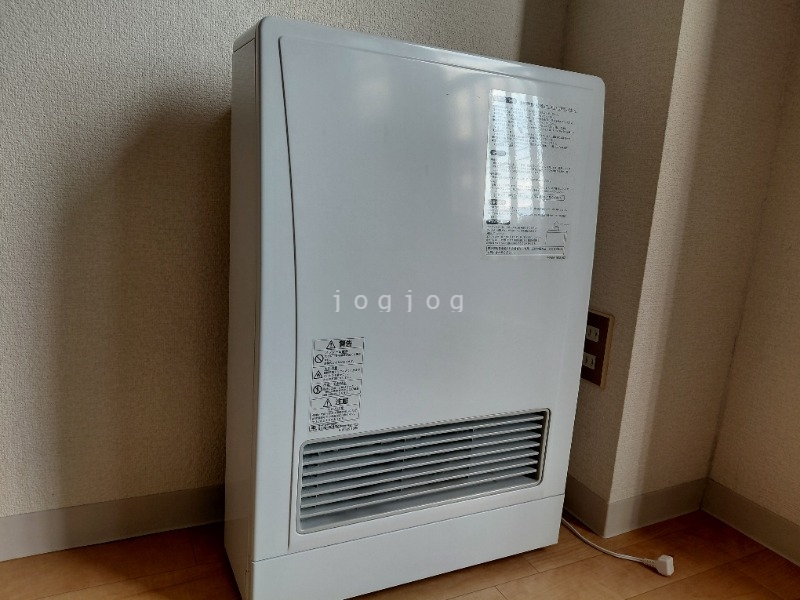 その他設備　着火が早いガスストーブです