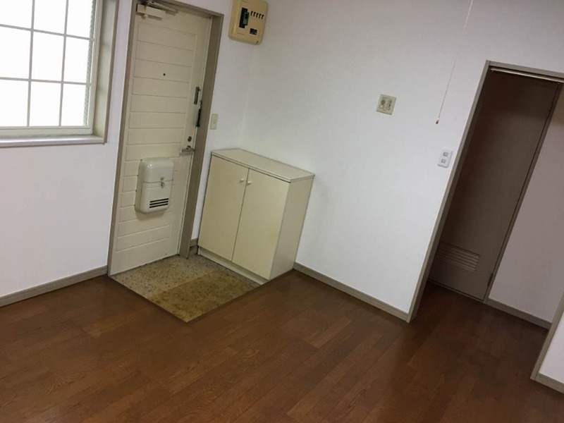 玄関　別部屋参考写真