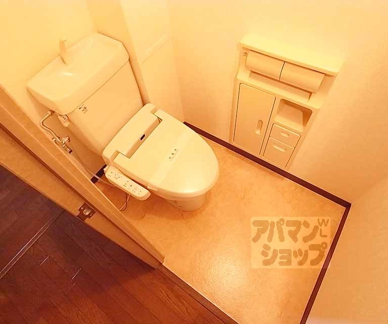 トイレ　清潔感のあるトイレです。
