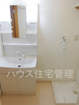 洗面設備　洗髪洗面化粧台