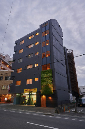 建物外観　外観は落ち着いています