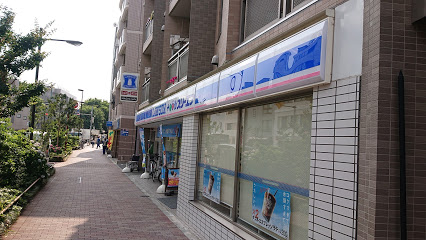 コンビニ　ローソン・スリーエフ 中野弥生町店（コンビニ）まで238m