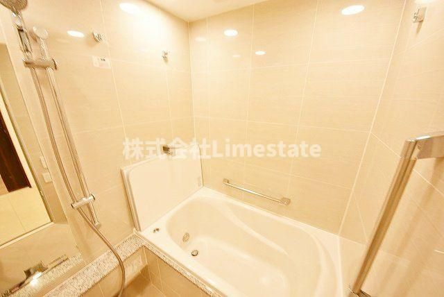 バス・シャワールーム　別部屋参考写真
