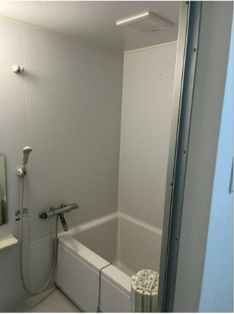バス・シャワールーム　別の部屋の写真です