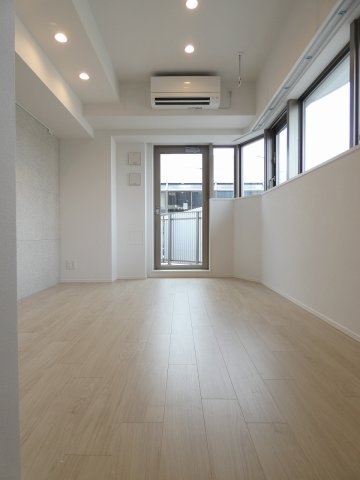 居室・リビング　居間※別部屋参考写真