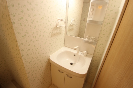 洗面設備　※他のお部屋の写真です。