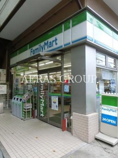 コンビニ　ファミリーマート昭和大学病院前店（コンビニ）まで182m