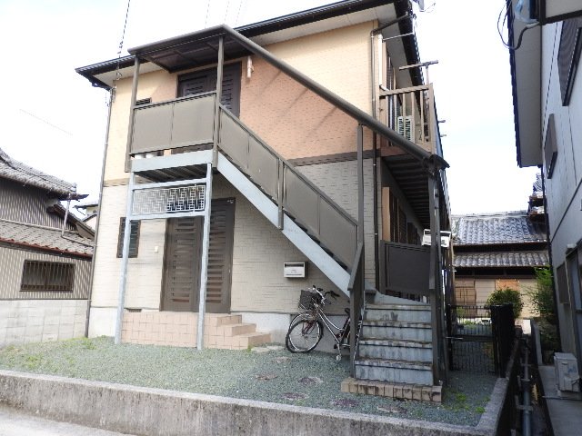建物外観　2019年6月撮影