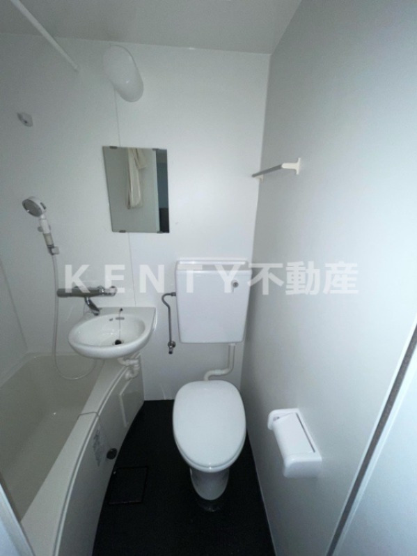 トイレ　シンプルで使いやすいトイレです