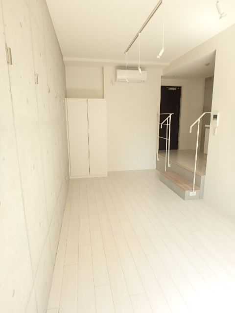 居室・リビング　９．０帖ｊの明るい洋室です