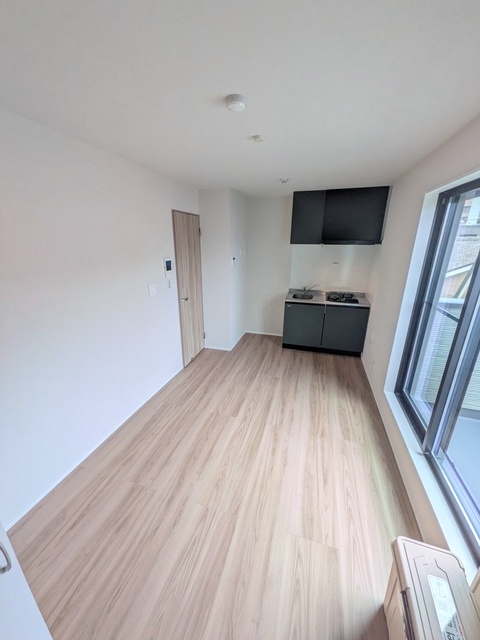 居室・リビング　開放感のあるゆったりとしたお部屋です♪
