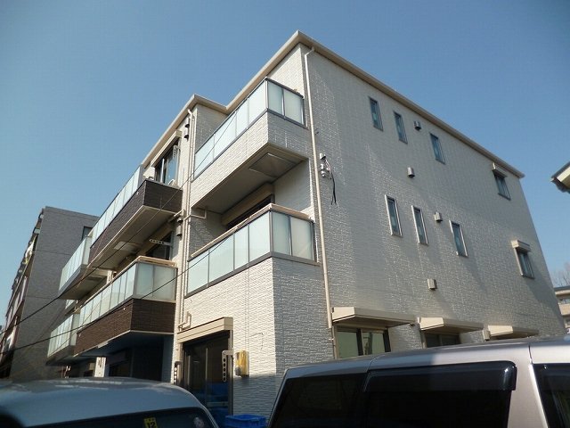 建物外観　複数線利用できる「日吉」駅まで徒歩圏内！スーパーやコンビニ、