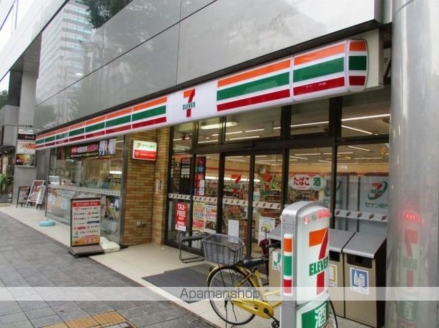 コンビニ　セブンイレブン（コンビニ）まで400m