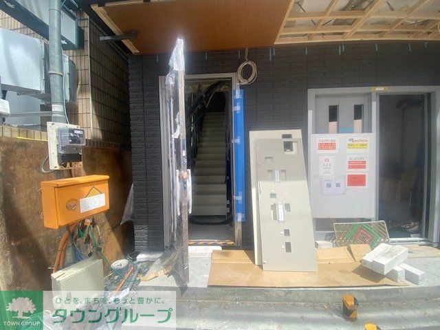 ＪＲ京浜東北線 南浦和駅 徒歩2分 3階建 新築の玄関写真