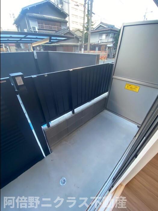 バルコニー　内装は別部屋の参考写真です。
