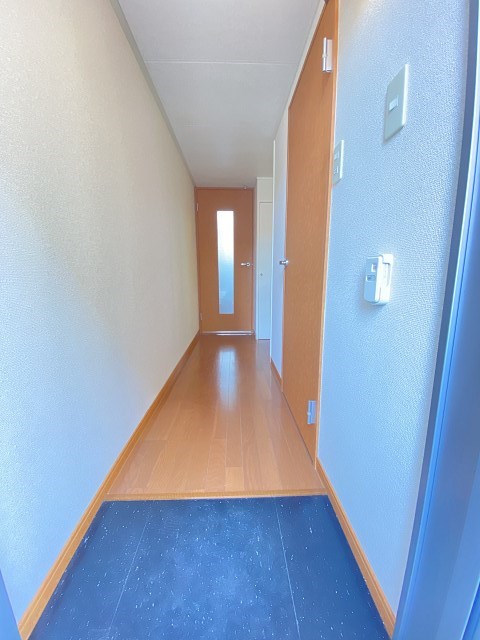 玄関　収納もある玄関です