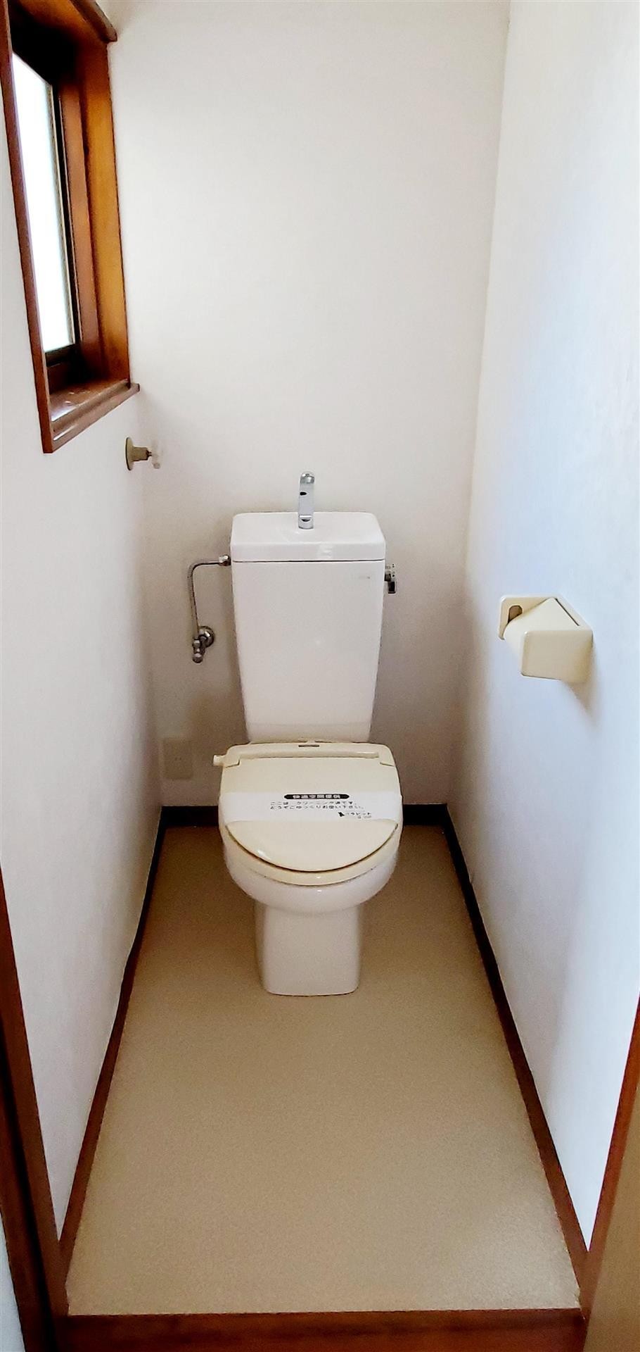 長者町4-2貸家 A棟のトイレ写真
