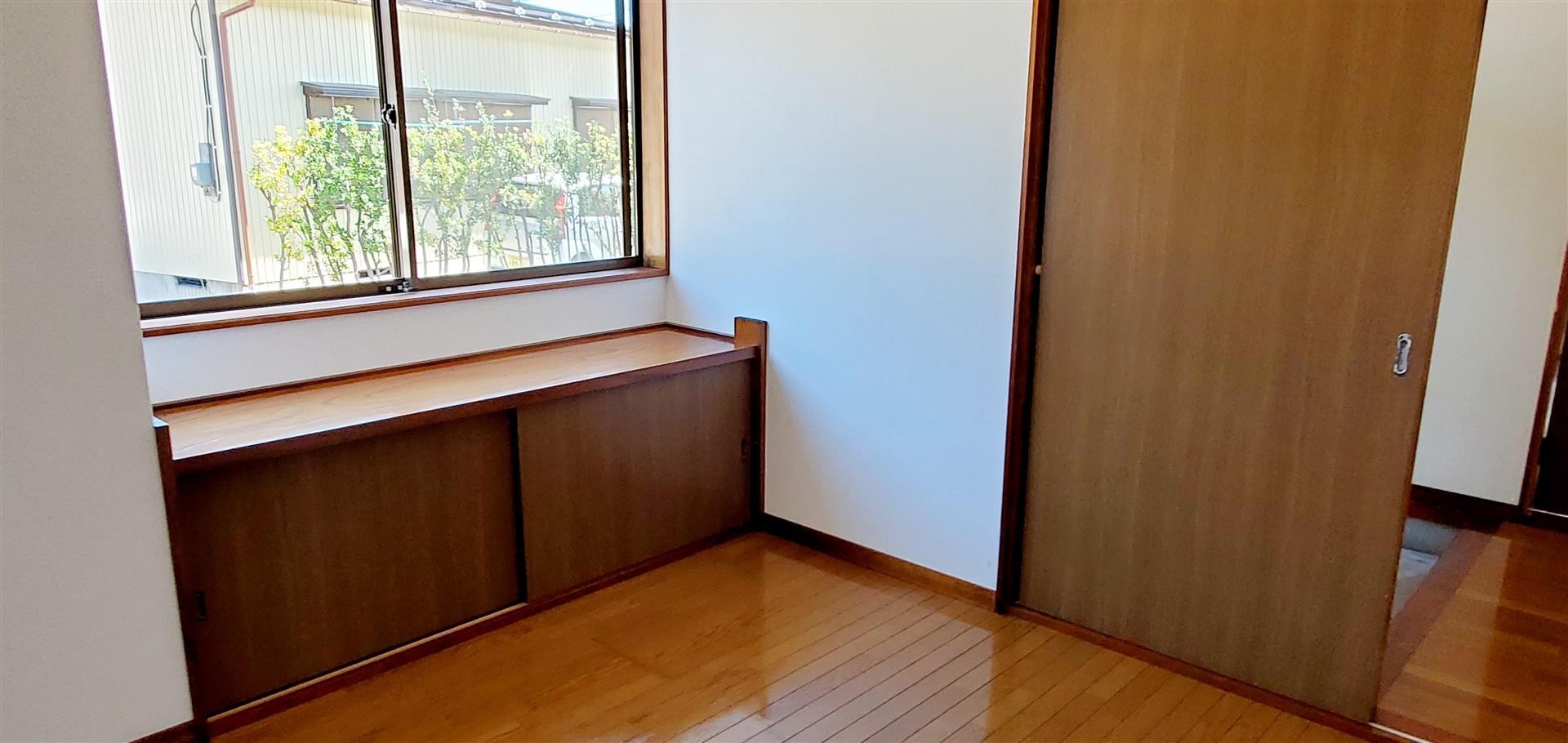 長者町4-2貸家 A棟の居間写真
